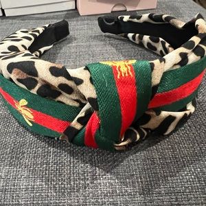 Beautiful headband brand new